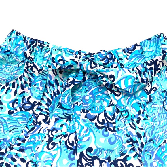 Lilly Pulitzer Mylee Tie Front Shorts Women’s Size 00 Tropical Print Beach Blue - Picture 4 of 10